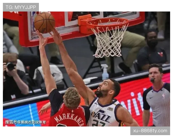 戈贝尔挡拆护框制造错位 压缩禁区得分重塑防守