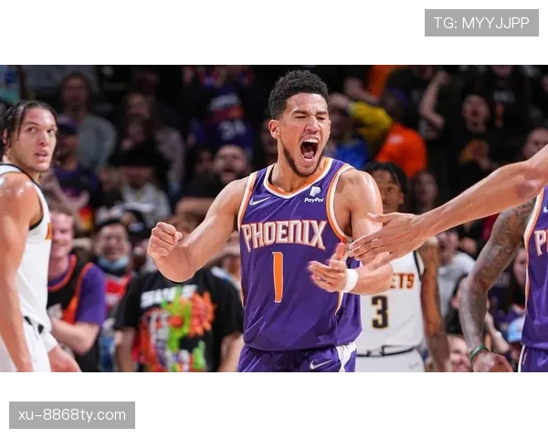 德文·布克突破制造杀伤提升球队关键得分能力